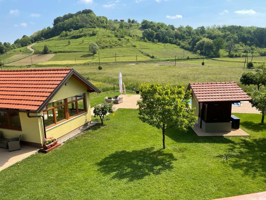 Ruralna Kuca 'Villa Zagorka' Za Odmor Sa Bazenom I Bocalistem Donja Pacetina Екстер'єр фото