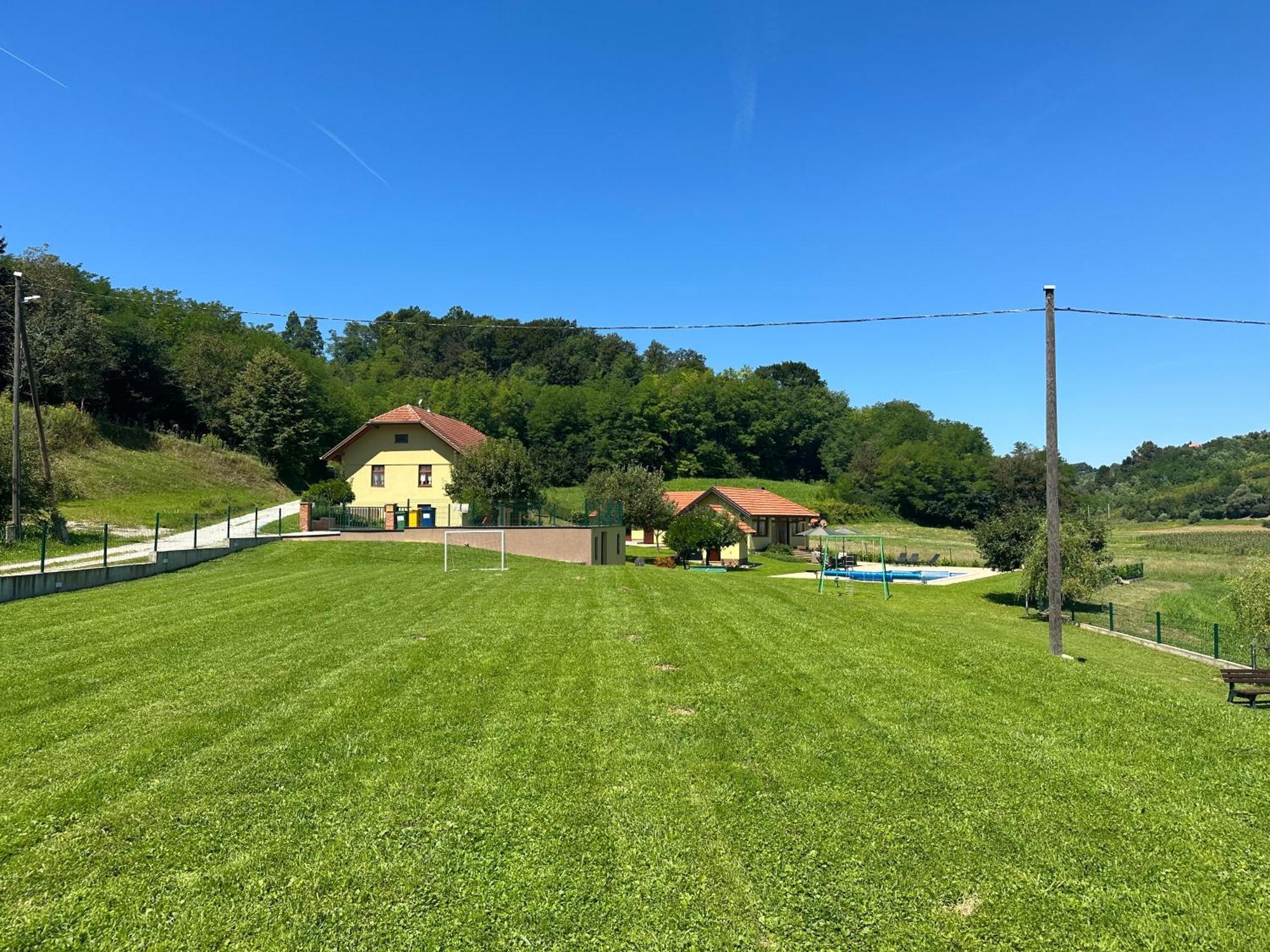 Ruralna Kuca 'Villa Zagorka' Za Odmor Sa Bazenom I Bocalistem Donja Pacetina Екстер'єр фото